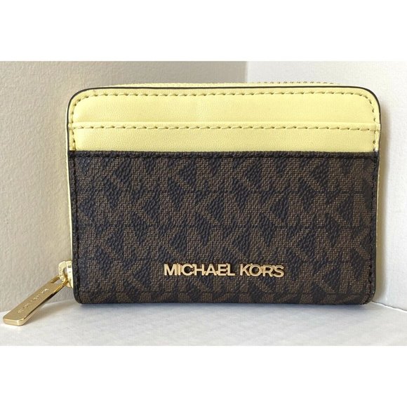 New Michael Kors Jet Set Travel Medium Card Case Wallet Brown / Buttercup - Picture 1 of 4